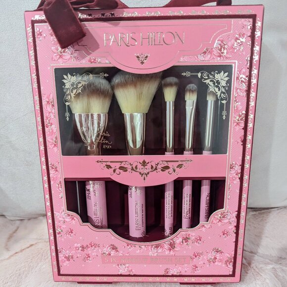 Paris Hilton Other - Paris Hilton 5 Piece Makeup Brush Gift Set